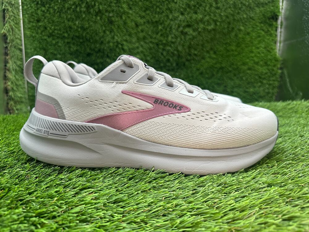 Brooks Ariel GTS 26 1204441D094 Athletic Sneaker Women's 11D Gray Mesh Sports